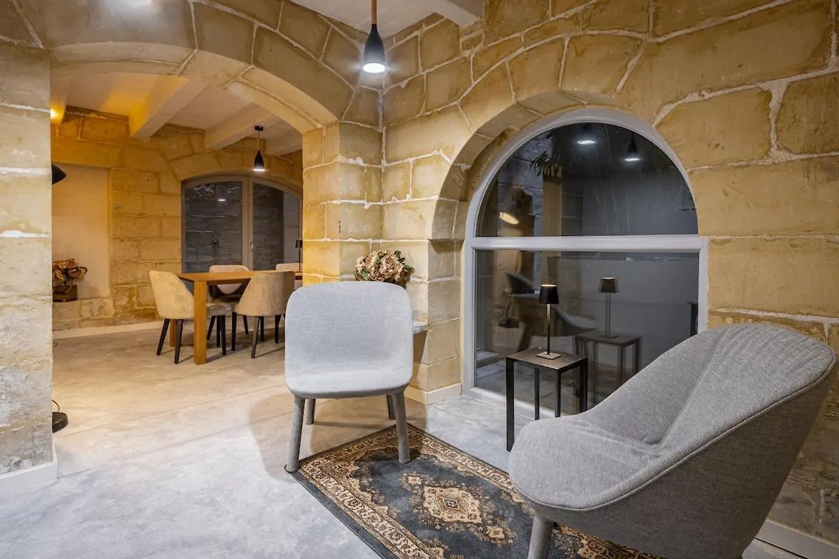 Old Theatre Suites - Maddalena Valletta 0*,