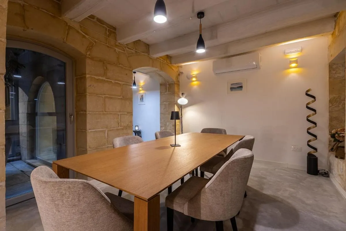 Old Theatre Suites - Maddalena Valletta 0*,